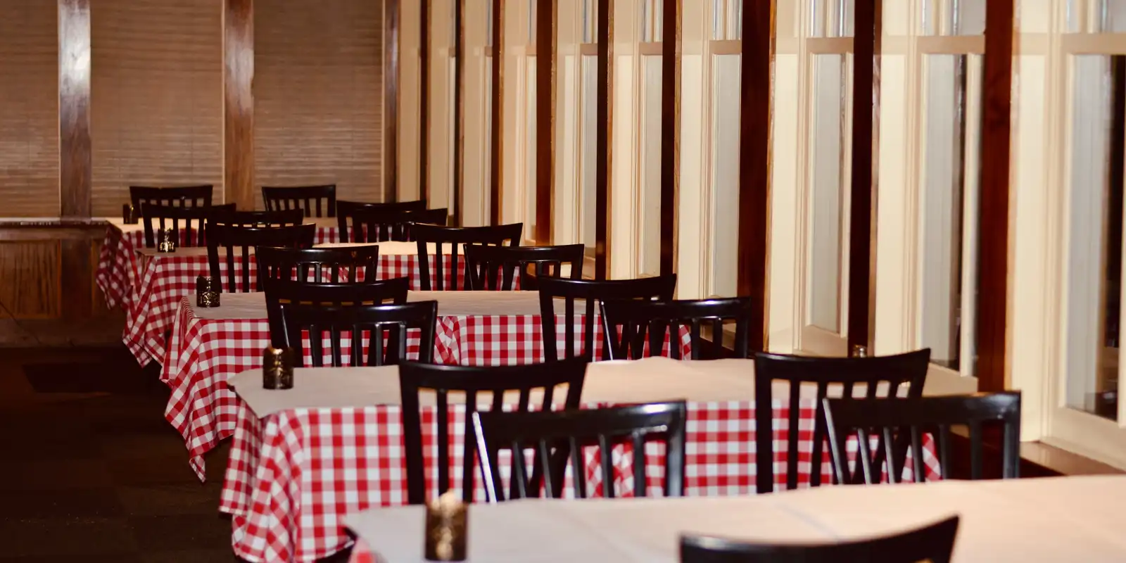 bar dining room 