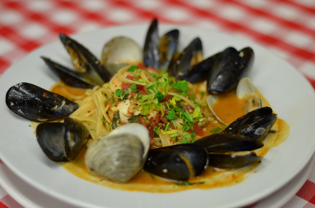 pescatore with sauteed mussels